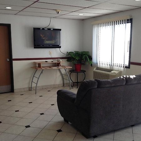 Super 8 By Wyndham Winchester Va Εξωτερικό φωτογραφία