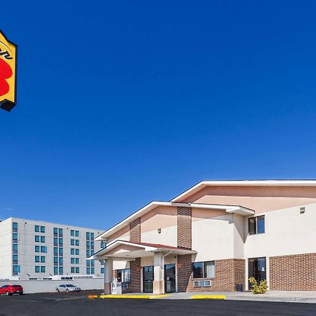 Super 8 By Wyndham Winchester Va Εξωτερικό φωτογραφία