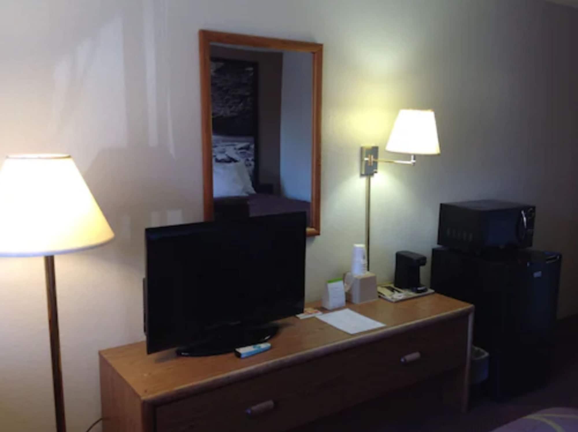 Super 8 By Wyndham Winchester Va Εξωτερικό φωτογραφία