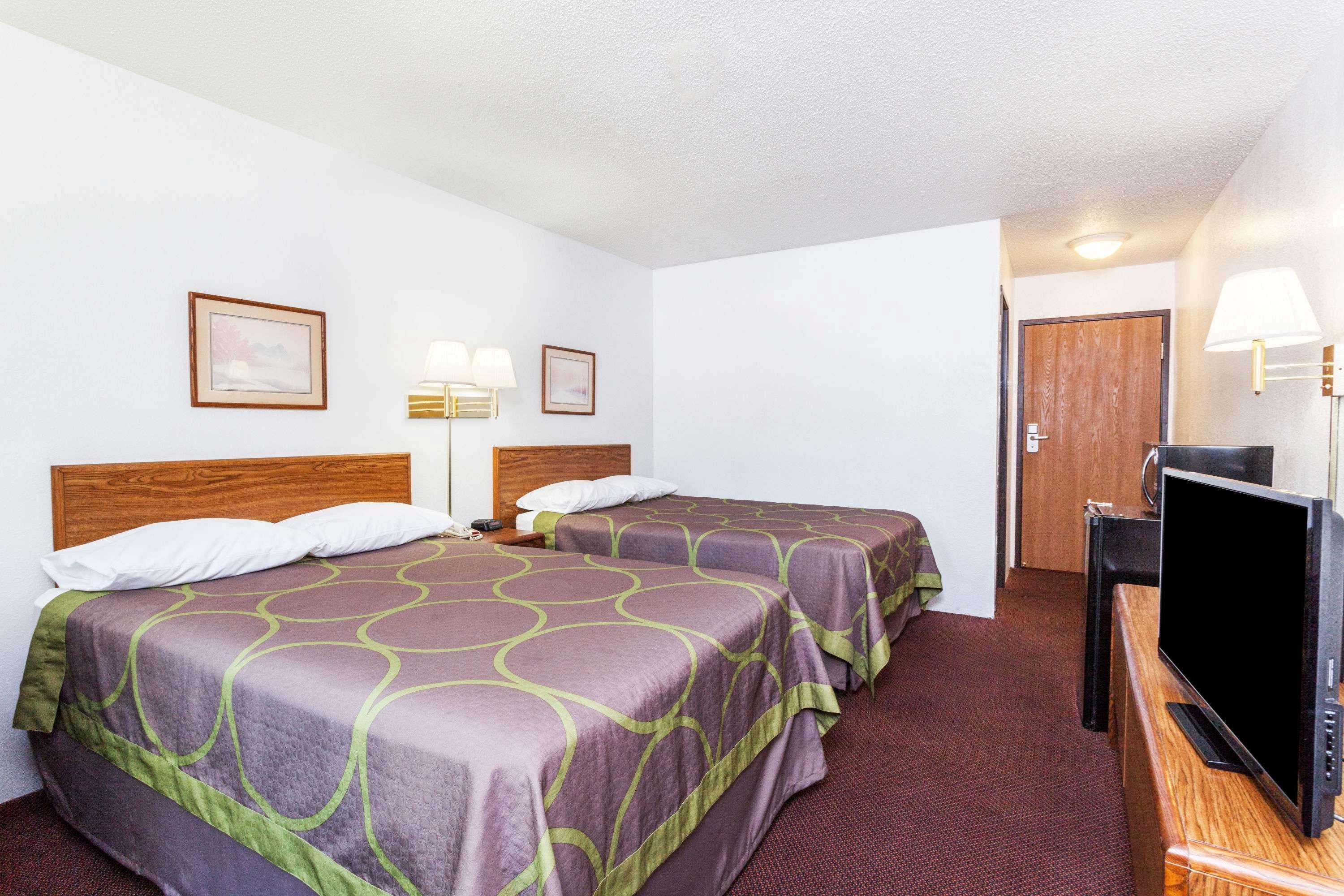 Super 8 By Wyndham Winchester Va Εξωτερικό φωτογραφία