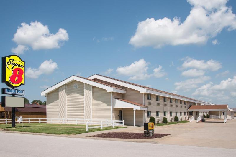 Super 8 By Wyndham Winchester Va Εξωτερικό φωτογραφία